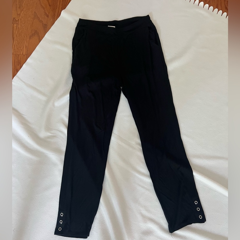 Chico's Black Cropped Pants with Silver Details
